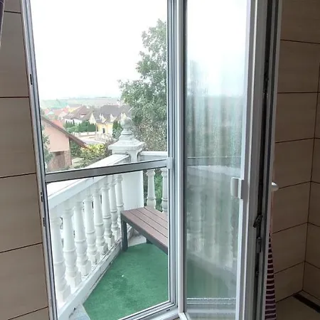 Homestay Kuchařovice Exteriér fotografie
